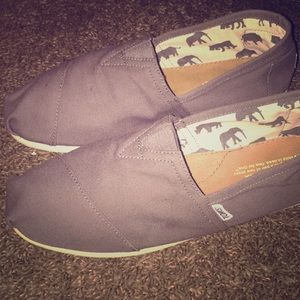 Grey TOMS